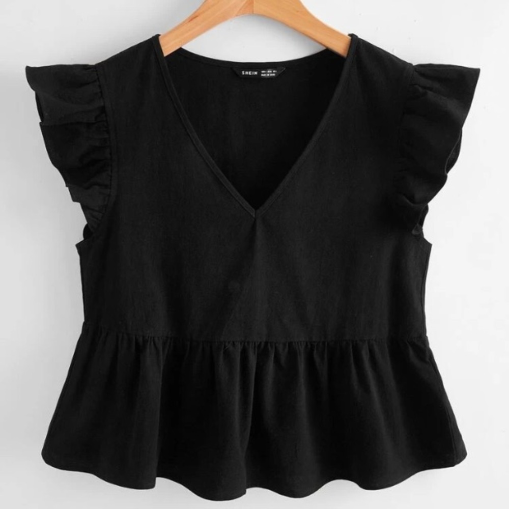 Nwt SHEIN Butterfly Sleeve Ruffle Hem Top med BLK